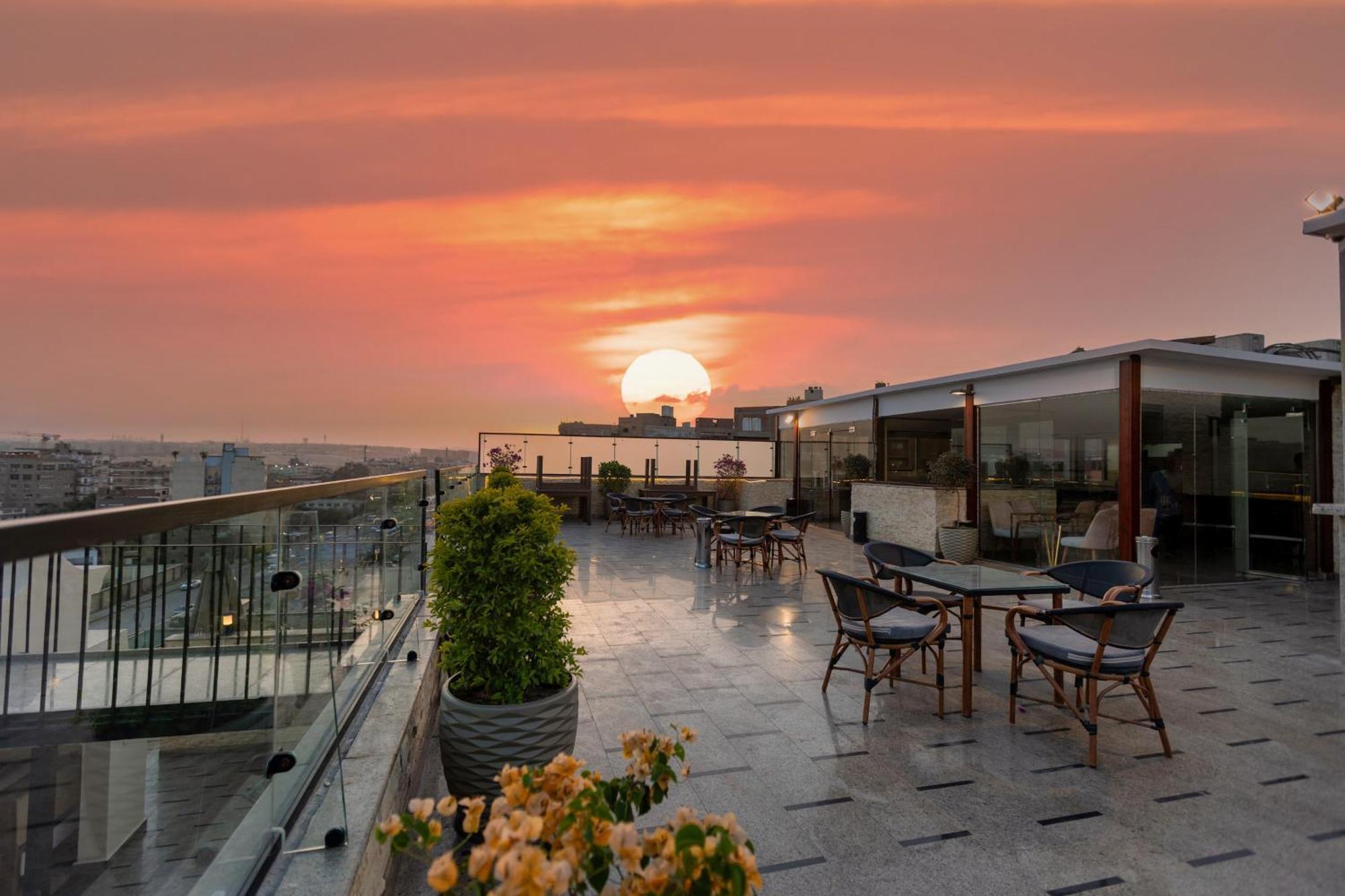 Pyramids Charm Hotel Al Kawm al Akhdar Exterior foto